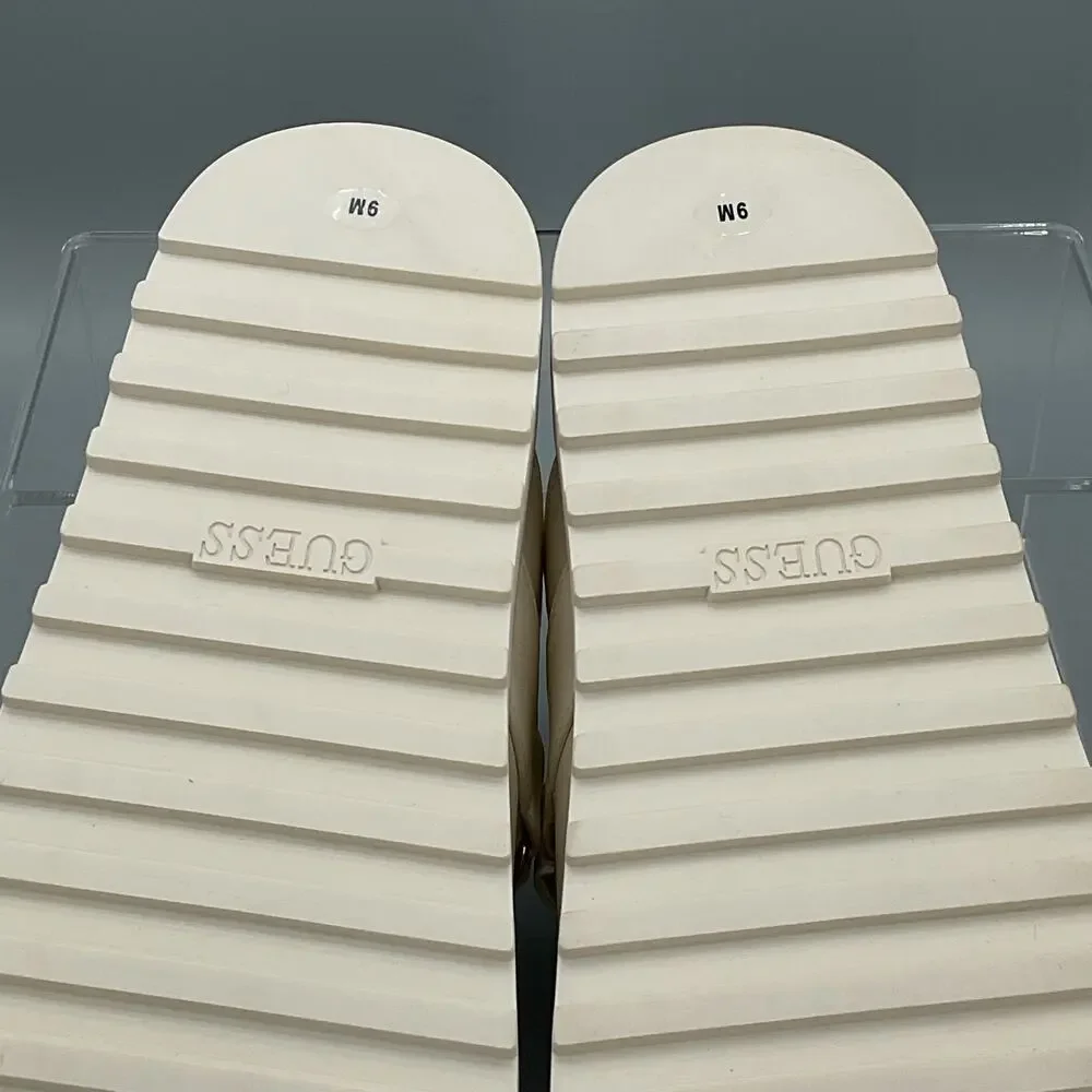 Guess color ivory